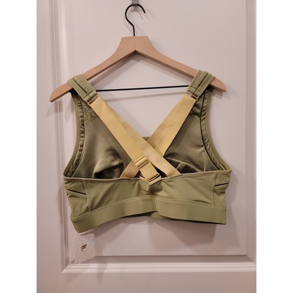 Fabletics Belle High Impact Sports Bra in Green - Picture 3 of 7